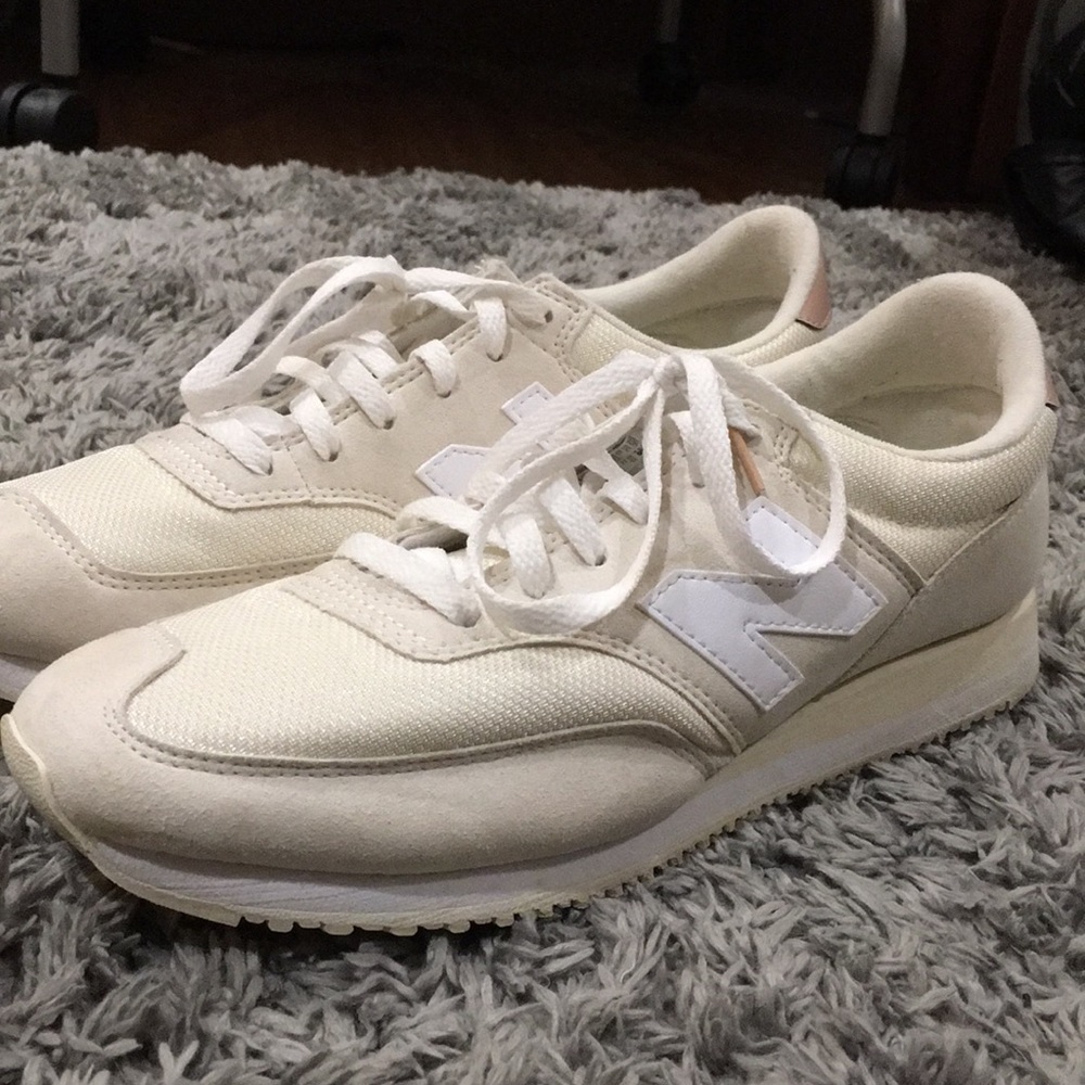 Women's New Balance 620 Size 10